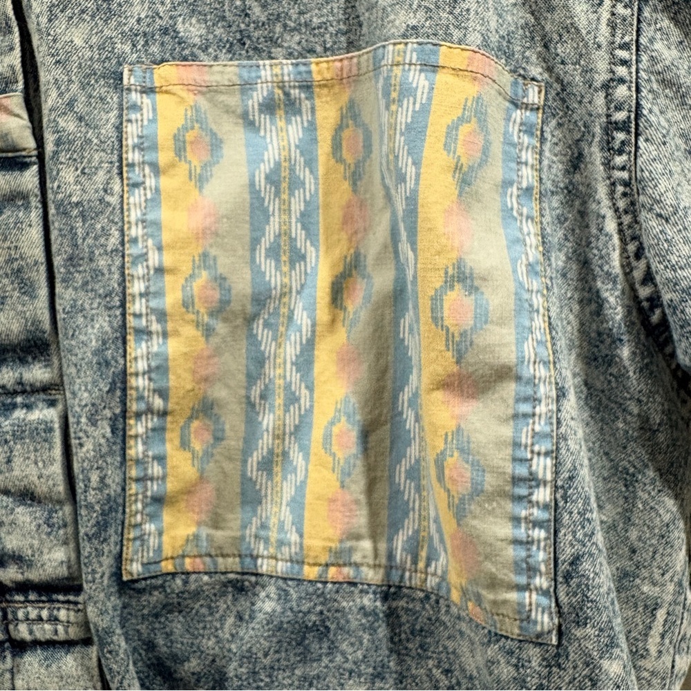 Vintage Acid Wash Denim Shirt Boho Western Size 22W Aztec Pocket - Picture 3 of 5